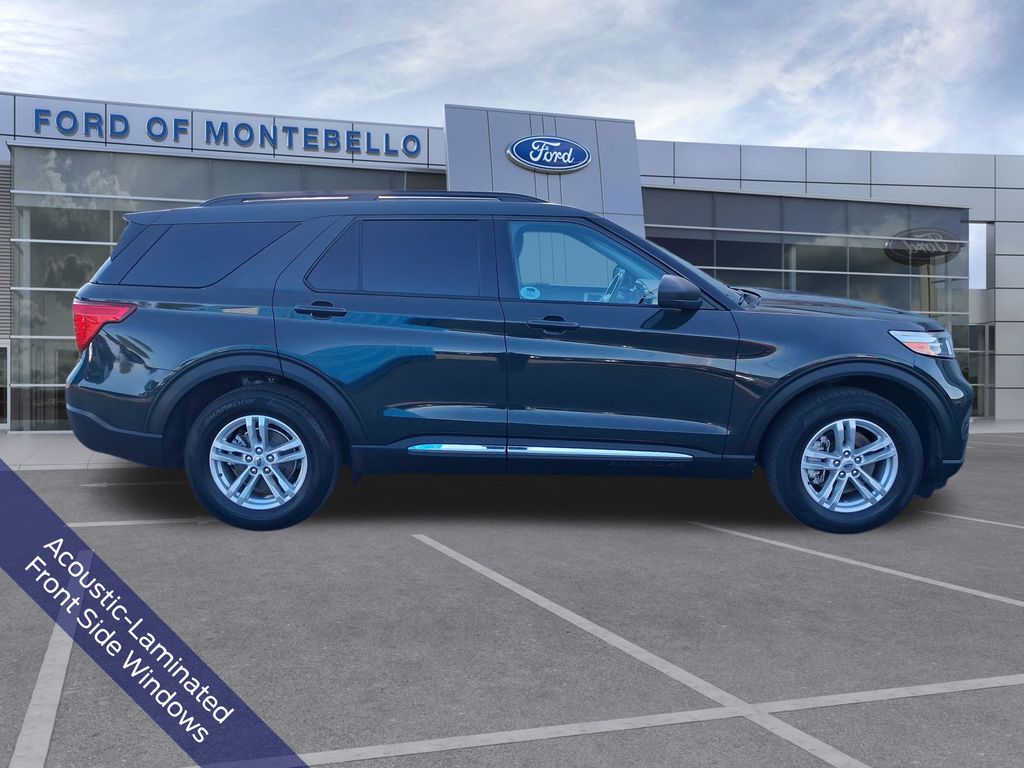 2021 Ford Explorer XLT photo 4