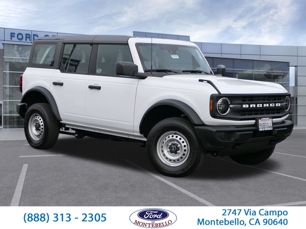 2025 Ford Bronco Base 4x4's photo