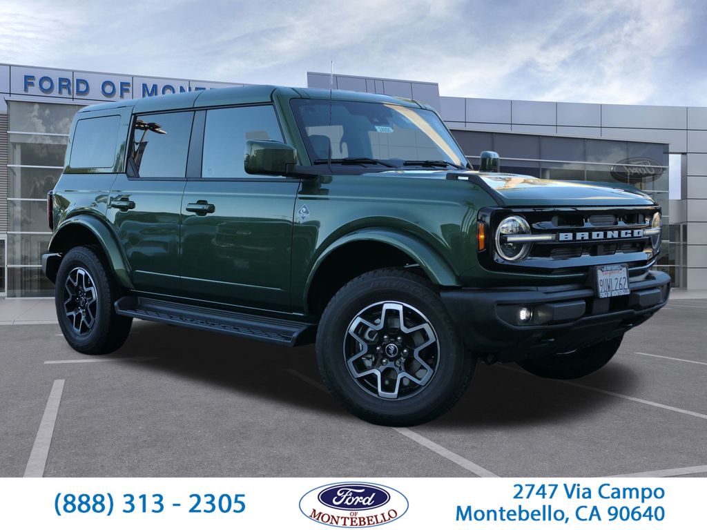 2025 Ford Bronco 4-Door Outer Banks's photo