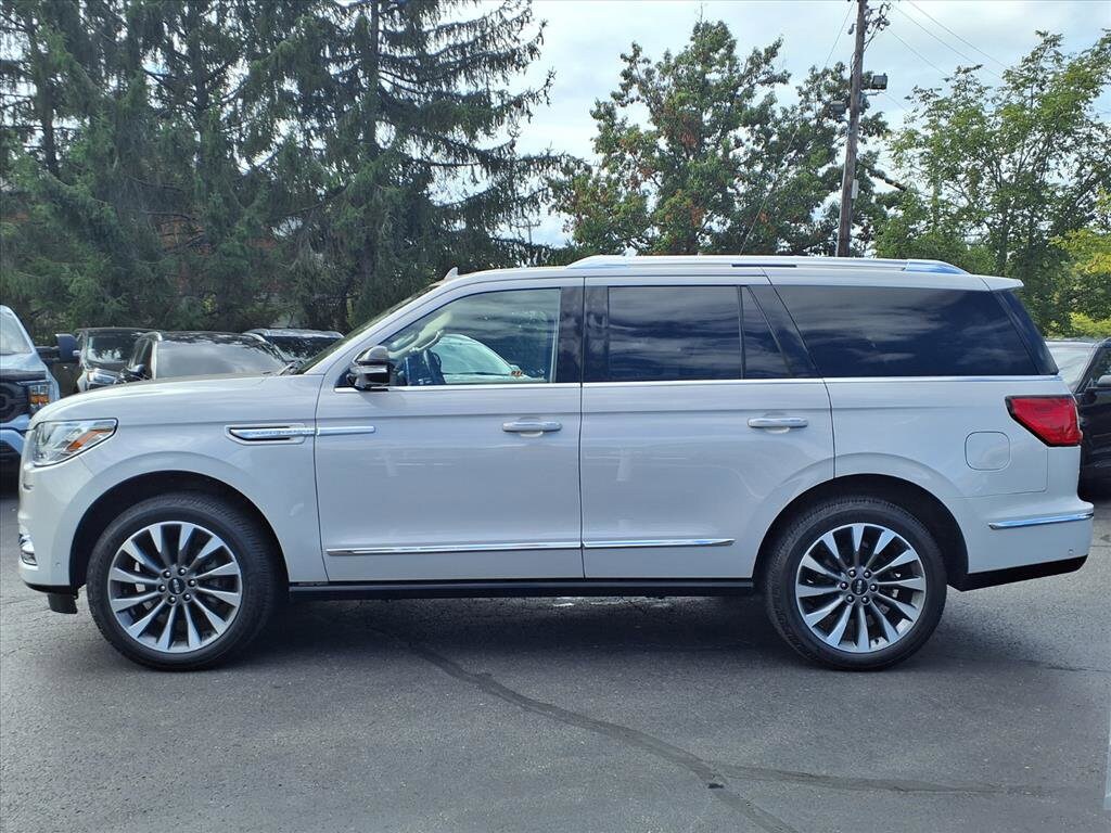 2021 Lincoln Navigator Reserve photo 3