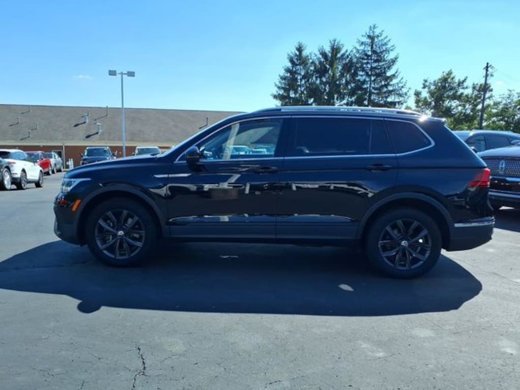 Used 2022 Volkswagen Tiguan 2.0T SE SUV