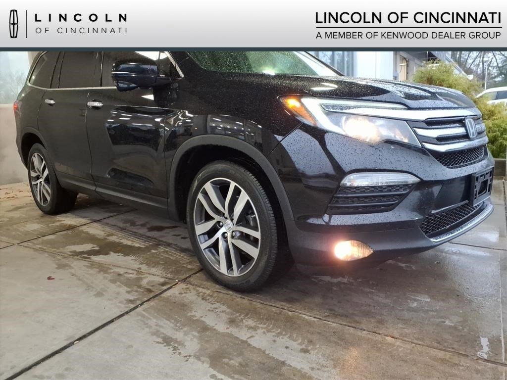 Used 2017 Honda Pilot Touring AWD SUV