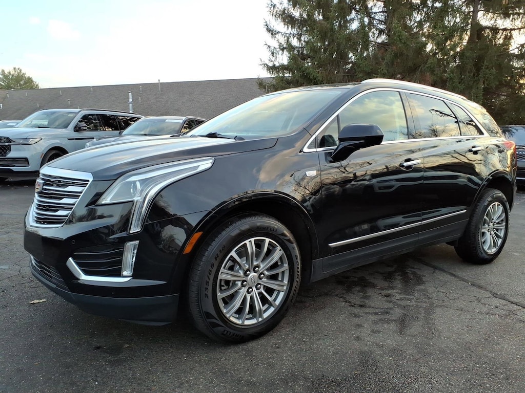Used 2017 CADILLAC XT5 Luxury SUV