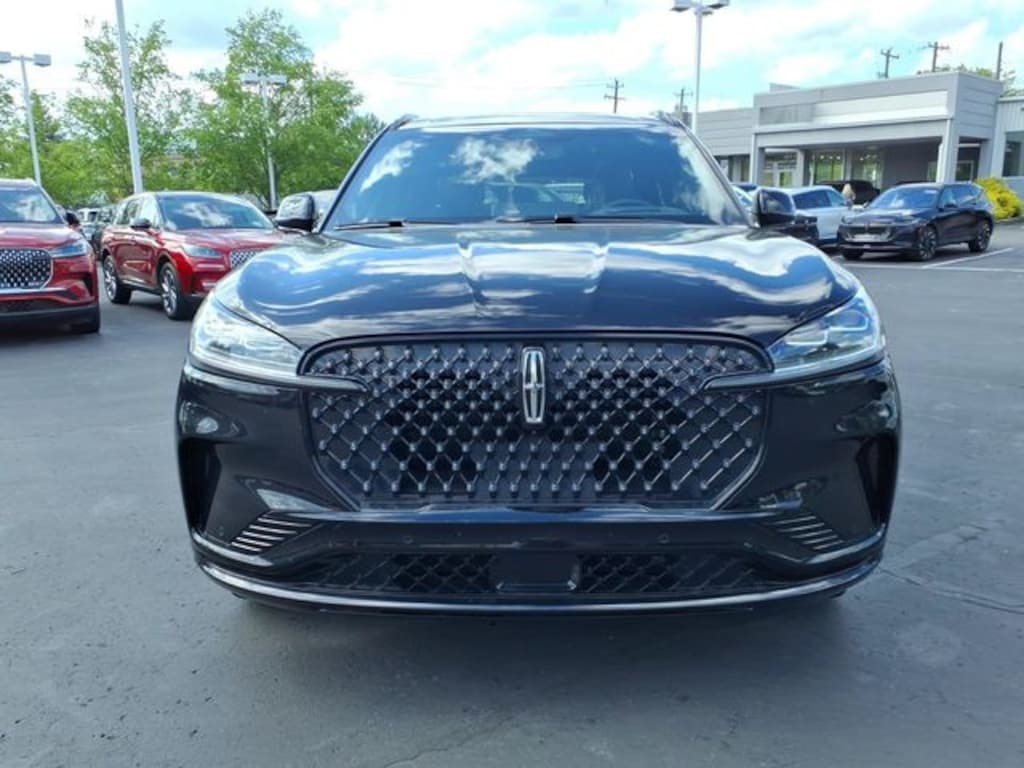 Certified 2025 Lincoln Aviator Black Label SUV