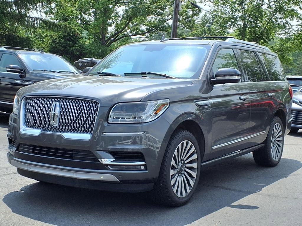 Used 2018 Lincoln Navigator Reserve with VIN 5LMJJ2LT6JEL14588 for sale in Cincinnati, OH