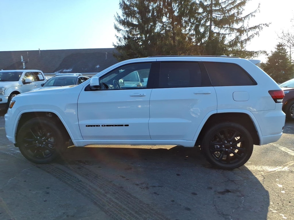 Used 2022 Jeep Grand Cherokee WK Laredo SUV