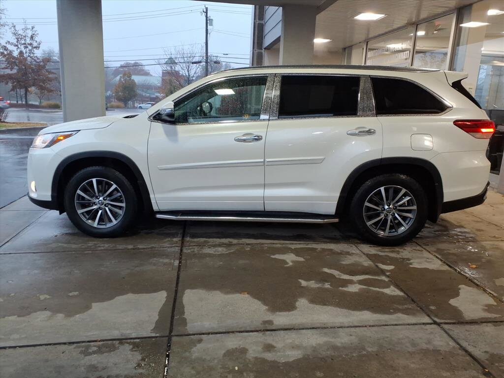 2018 Toyota Highlander SE XLE photo 4