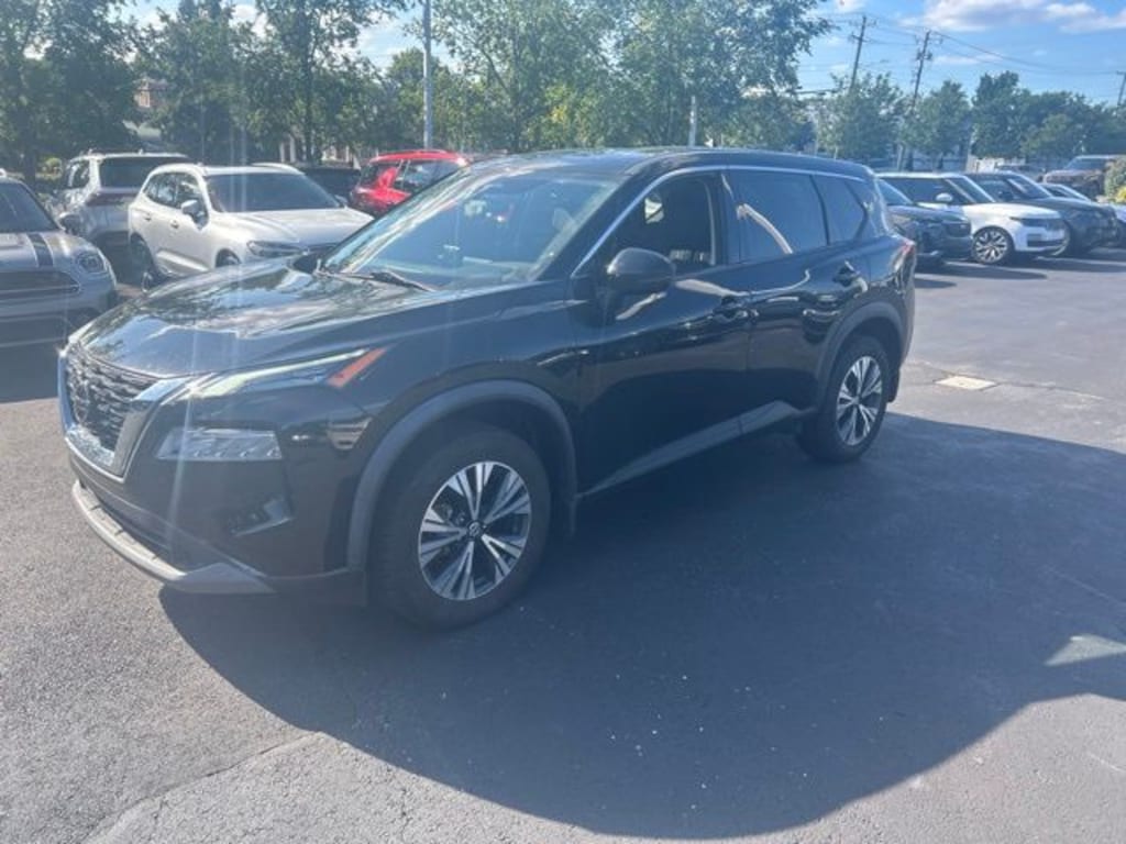 Used 2021 Nissan Rogue SV SUV