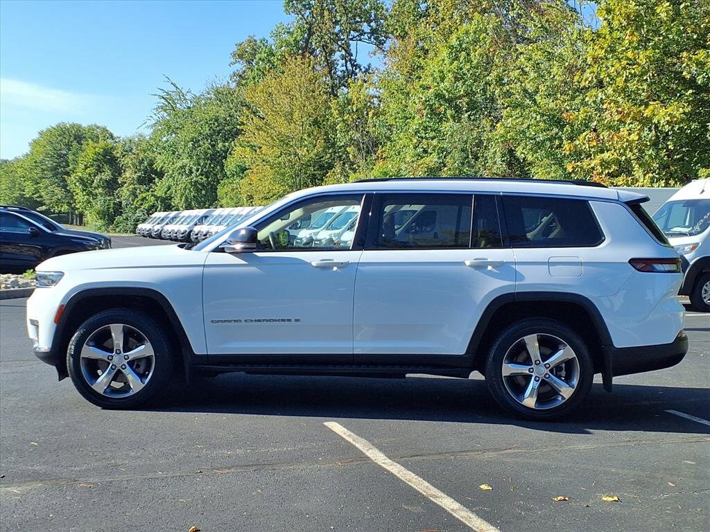 2021 Jeep Grand Cherokee Limited photo 3