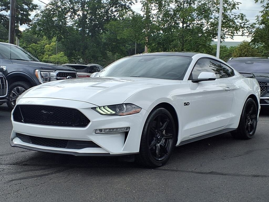 2018 Ford Mustang GT photo 2