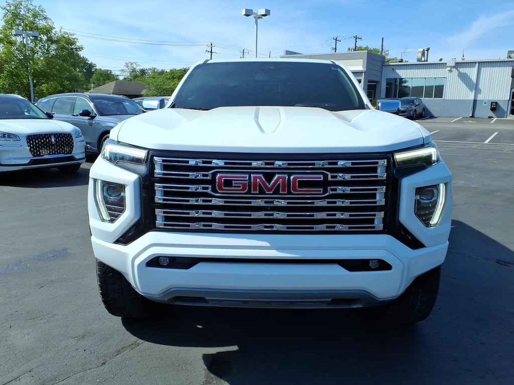 Used 2025 GMC Canyon Denali Truck Crew Cab
