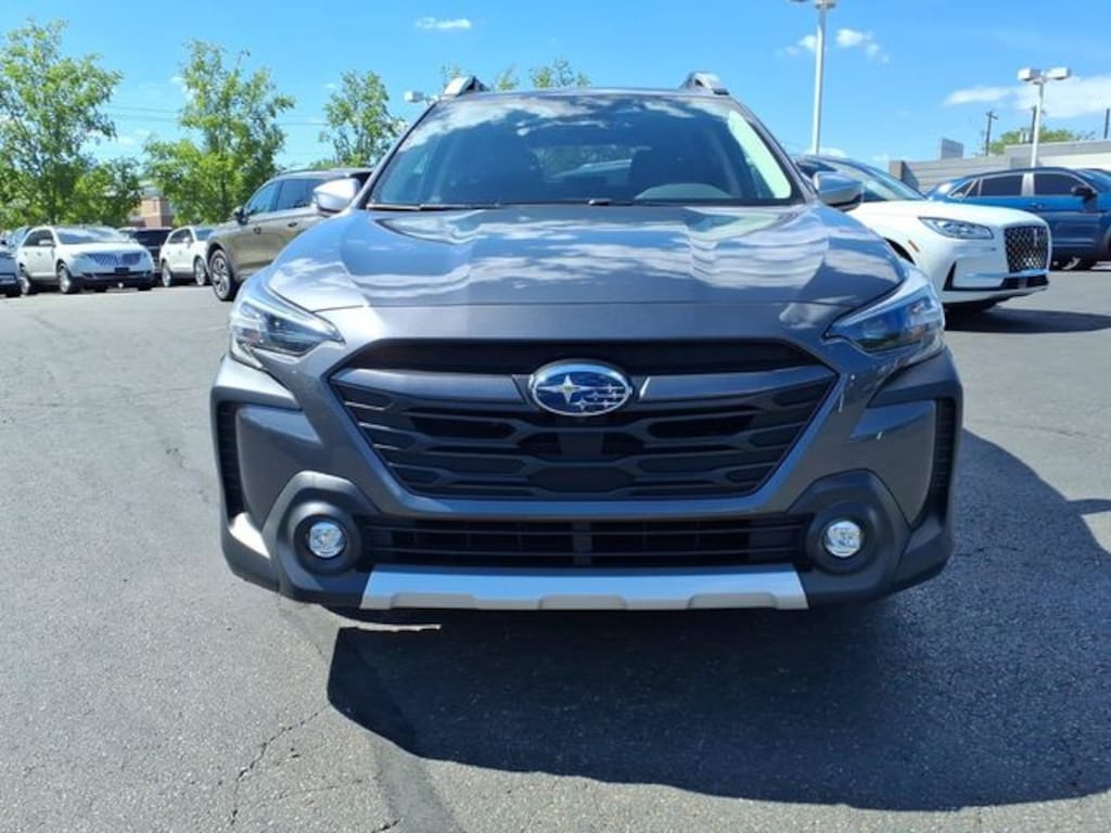Used 2024 Subaru Outback Touring SUV