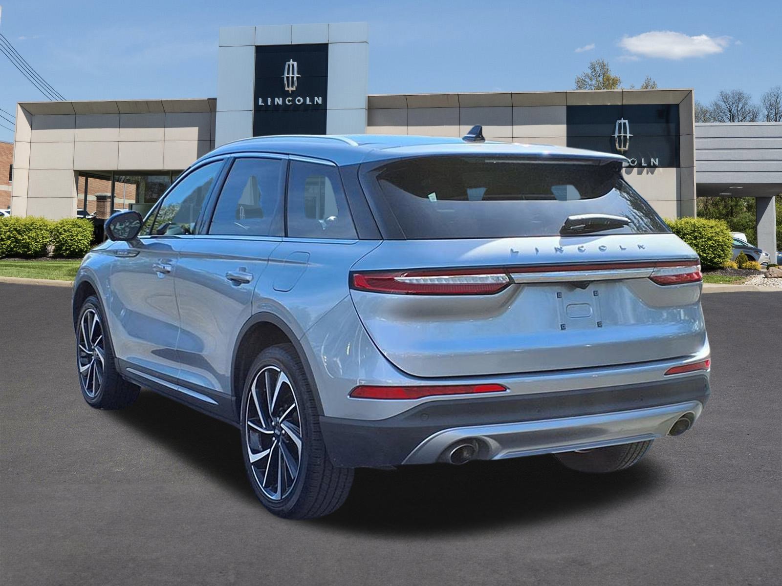 2023 Lincoln Corsair Reserve photo 4