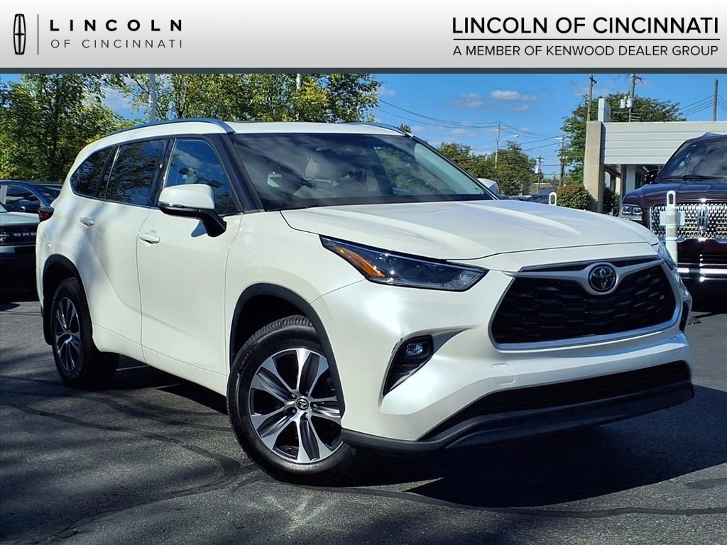 Used 2021 Toyota Highlander XLE SUV