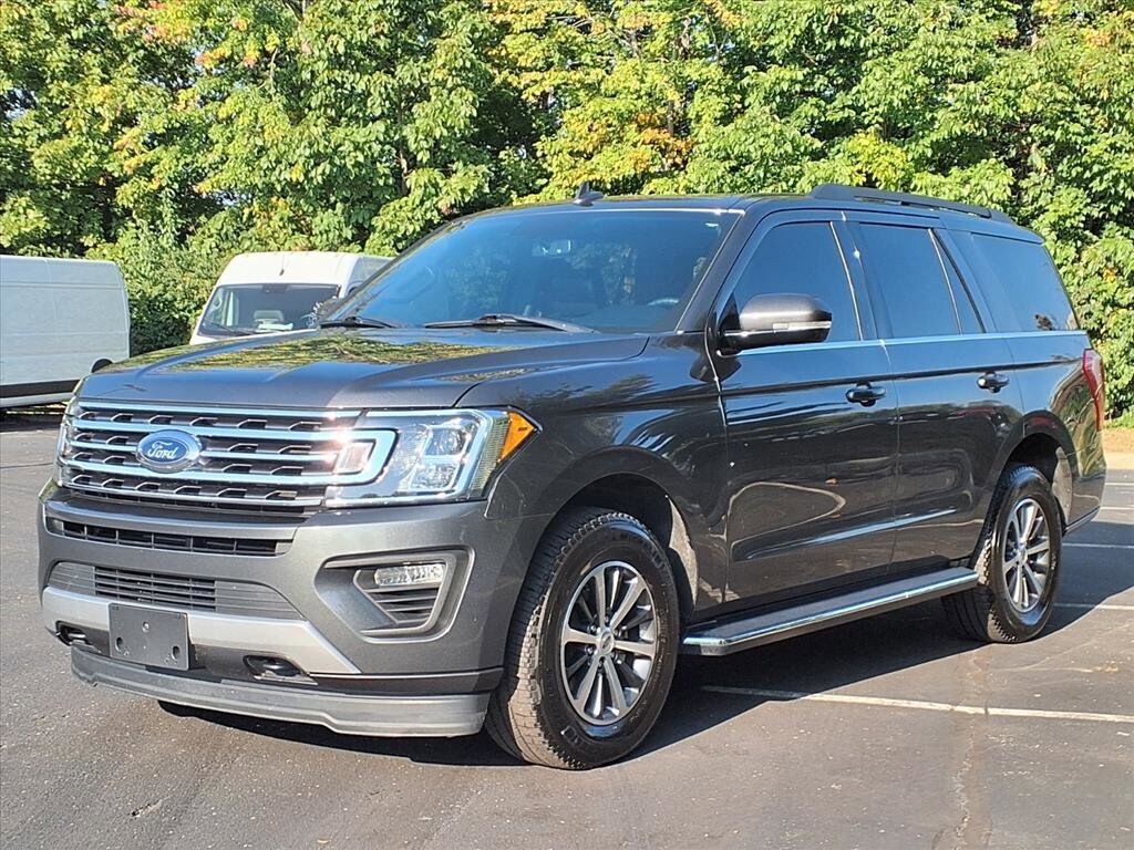 2018 Ford Expedition XLT photo 2
