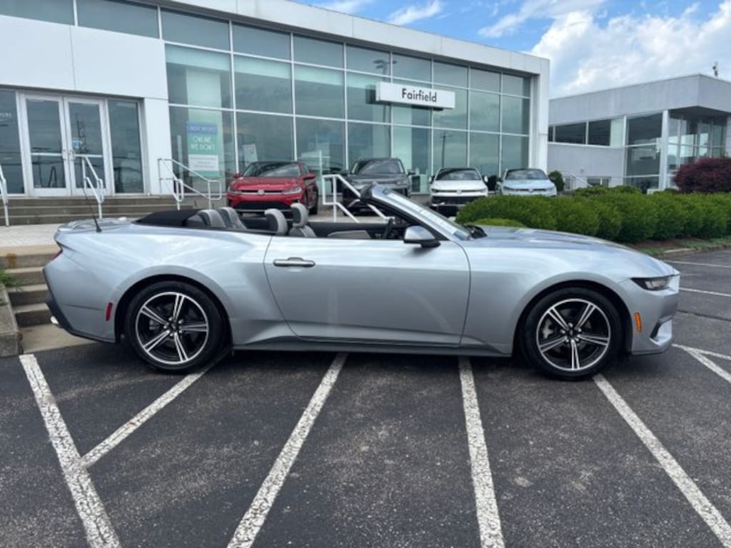 Used 2024 Ford Mustang Convertible