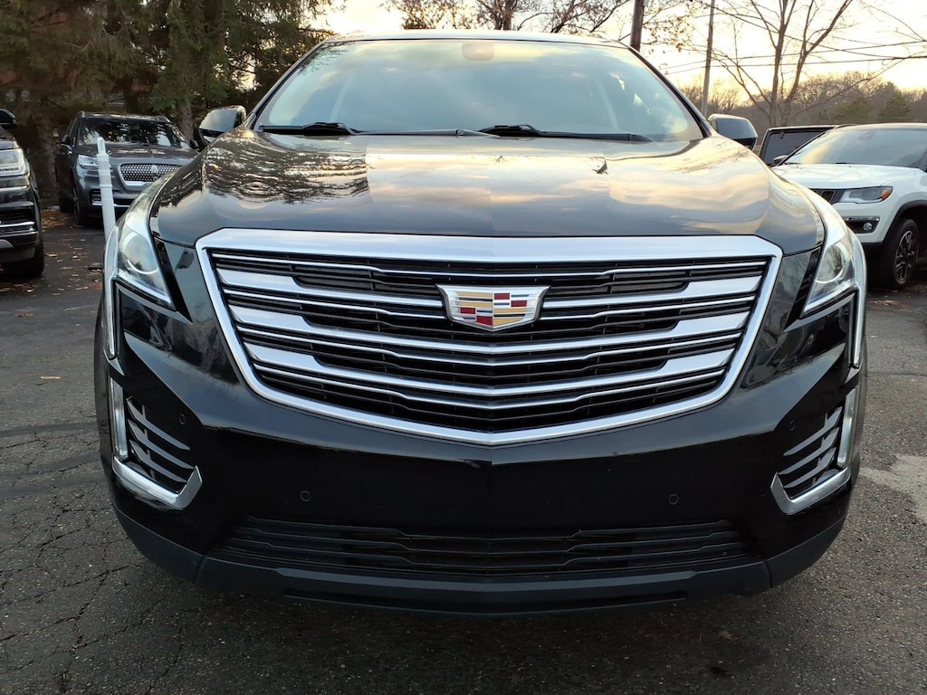 Used 2017 CADILLAC XT5 Luxury SUV