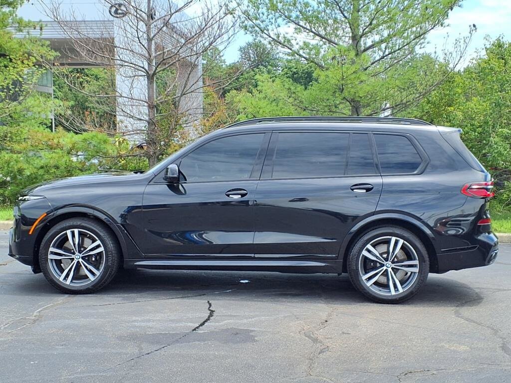 2024 Bmw X7 M60i photo 2