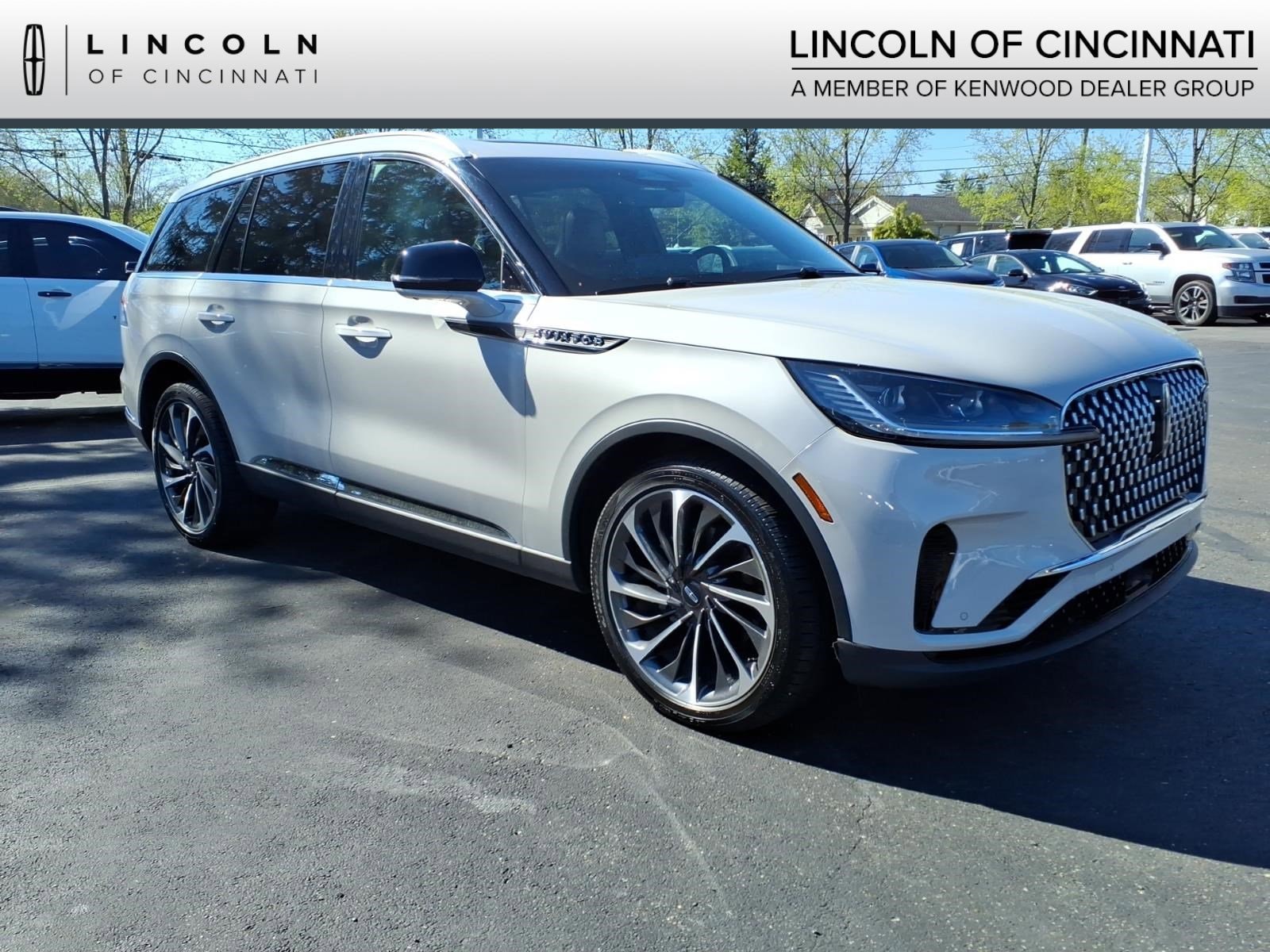 2025 Lincoln Aviator Reserve AWD's photo