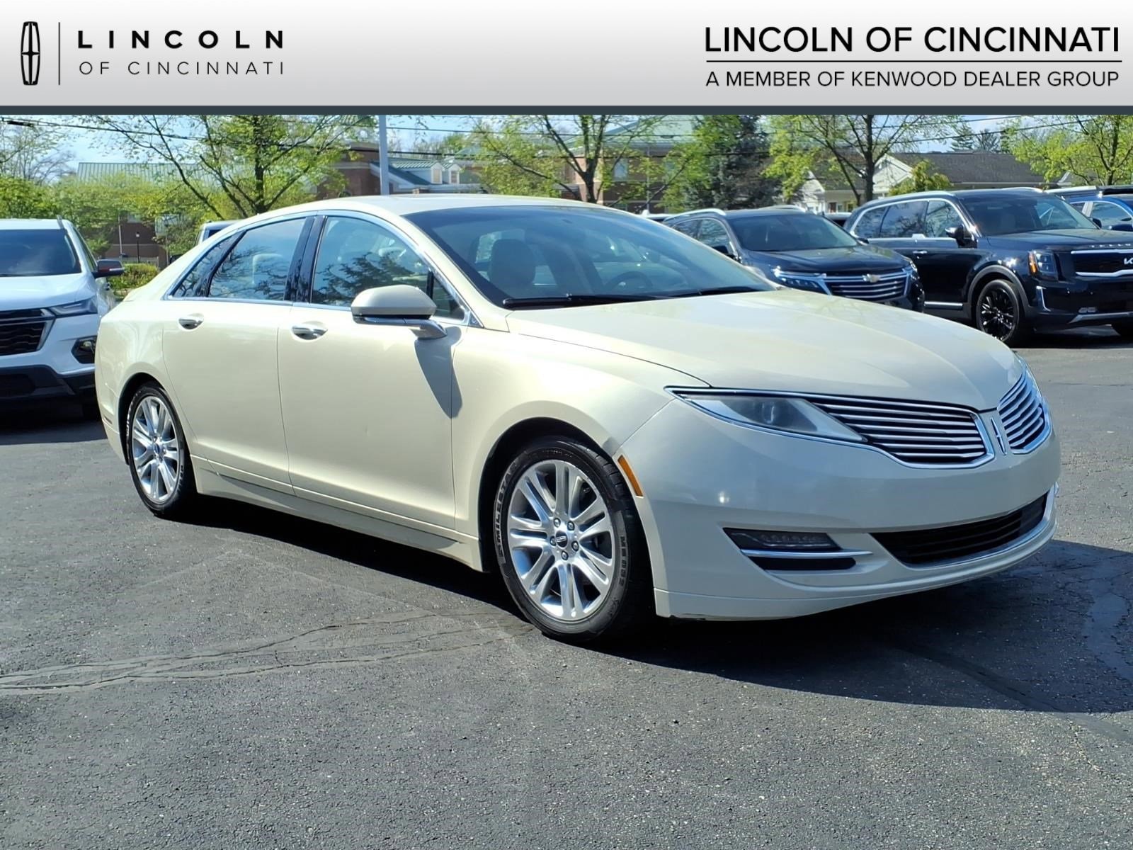 2016 Lincoln MKZ Base