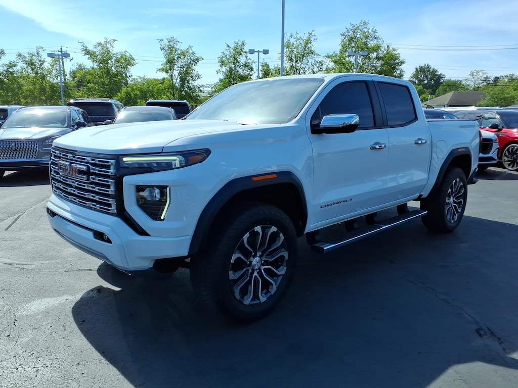 Used 2025 GMC Canyon Denali Truck Crew Cab