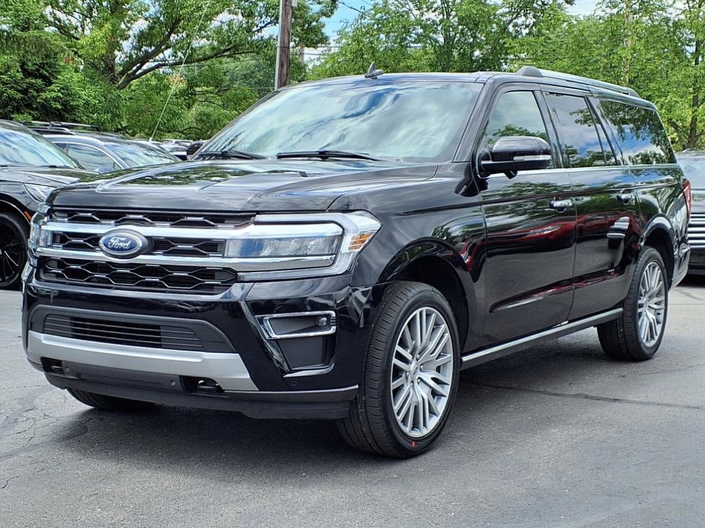 Used 2022 Ford Expedition Limited with VIN 1FMJK2AT0NEA58344 for sale in Cincinnati, OH