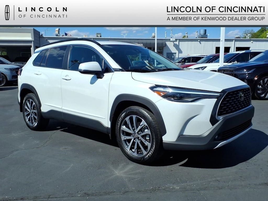 Used 2022 Toyota Corolla Cross XLE SUV