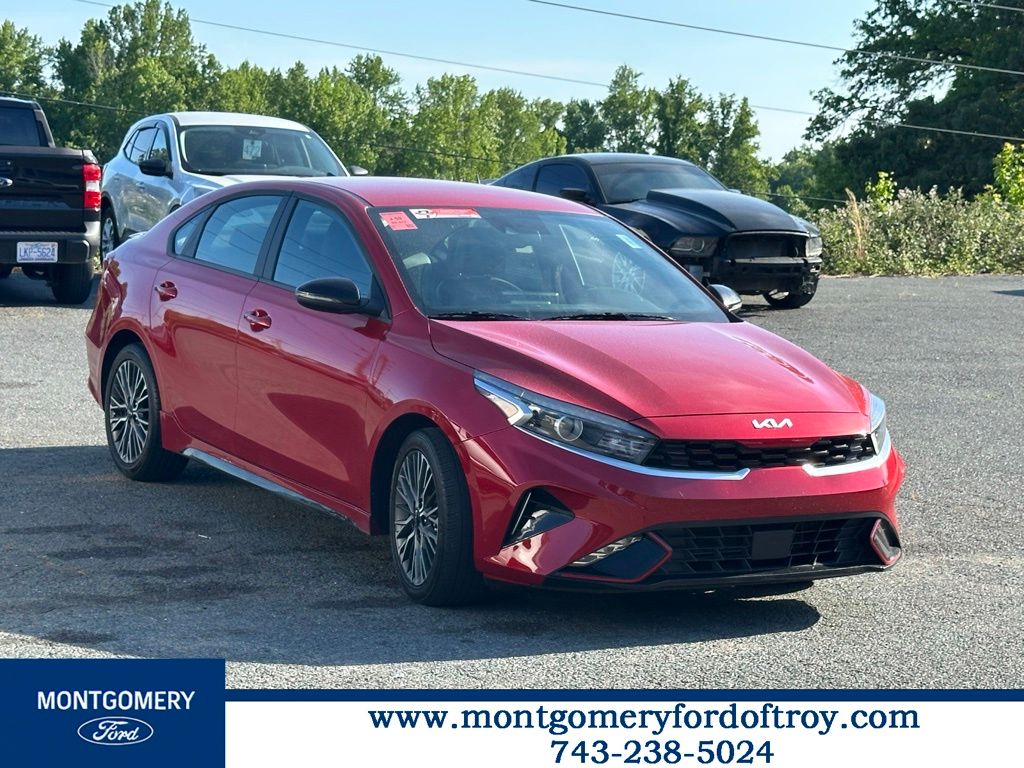 2024 Kia Forte GT-Line AT's photo