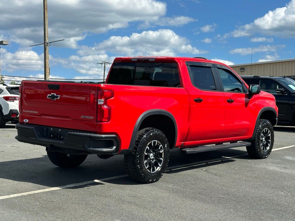 2023 Chevrolet Silverado 1500 ZR2 - Photo 8