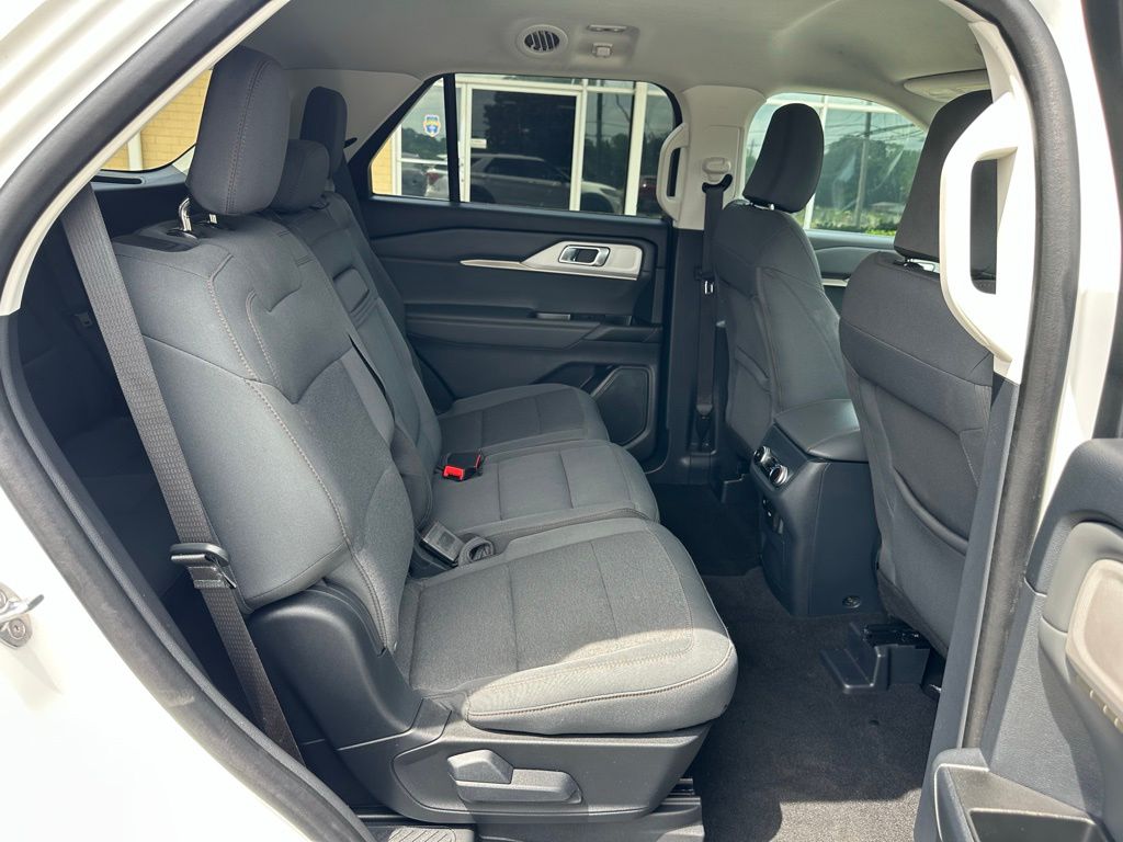 2025 Ford Explorer Active - Photo 21