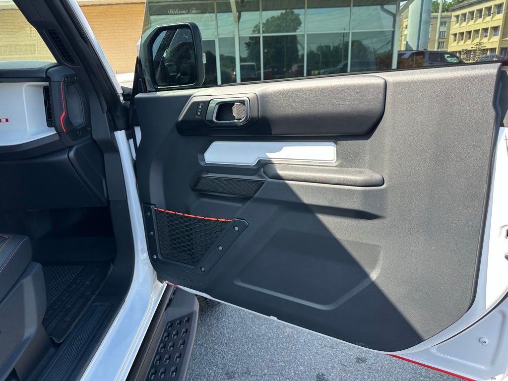 2025 Ford Bronco 2-Door Stroppe - Photo 17