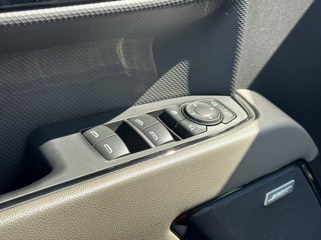 2023 Chevrolet Silverado 1500 ZR2 - Photo 16