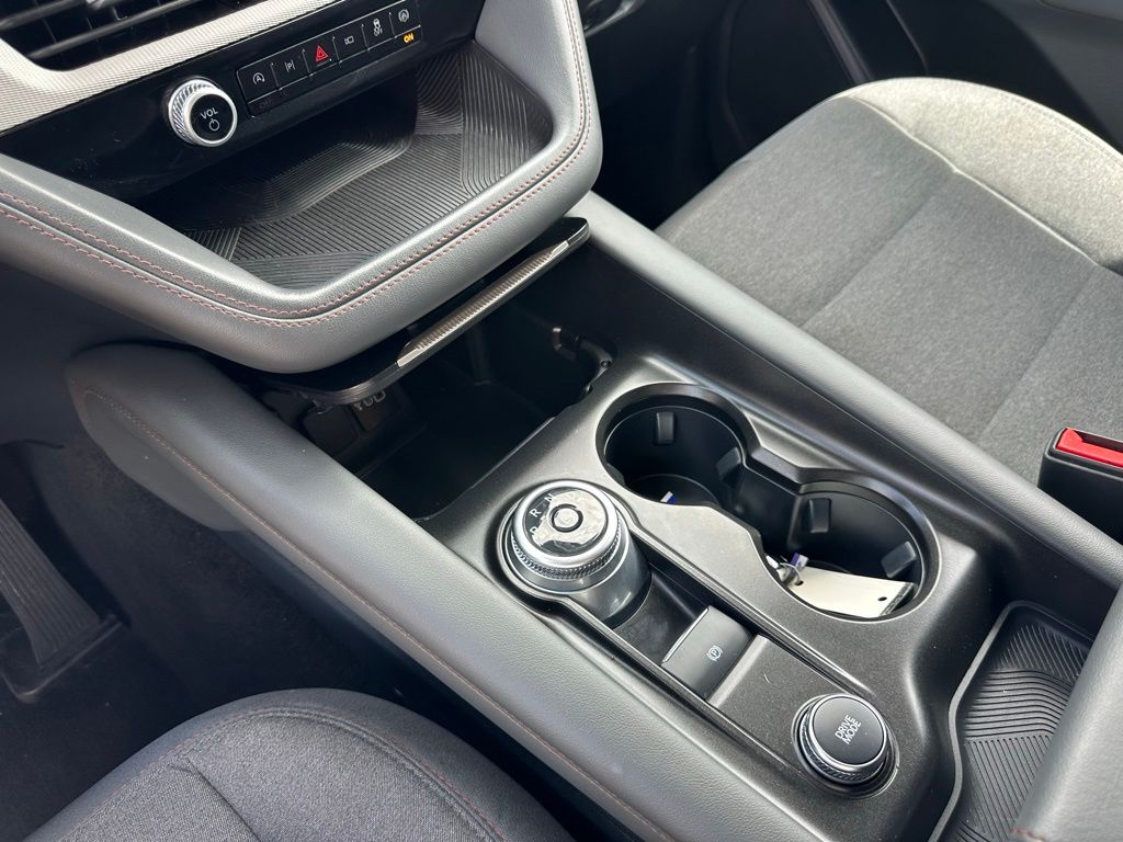 2025 Ford Explorer Active - Photo 34