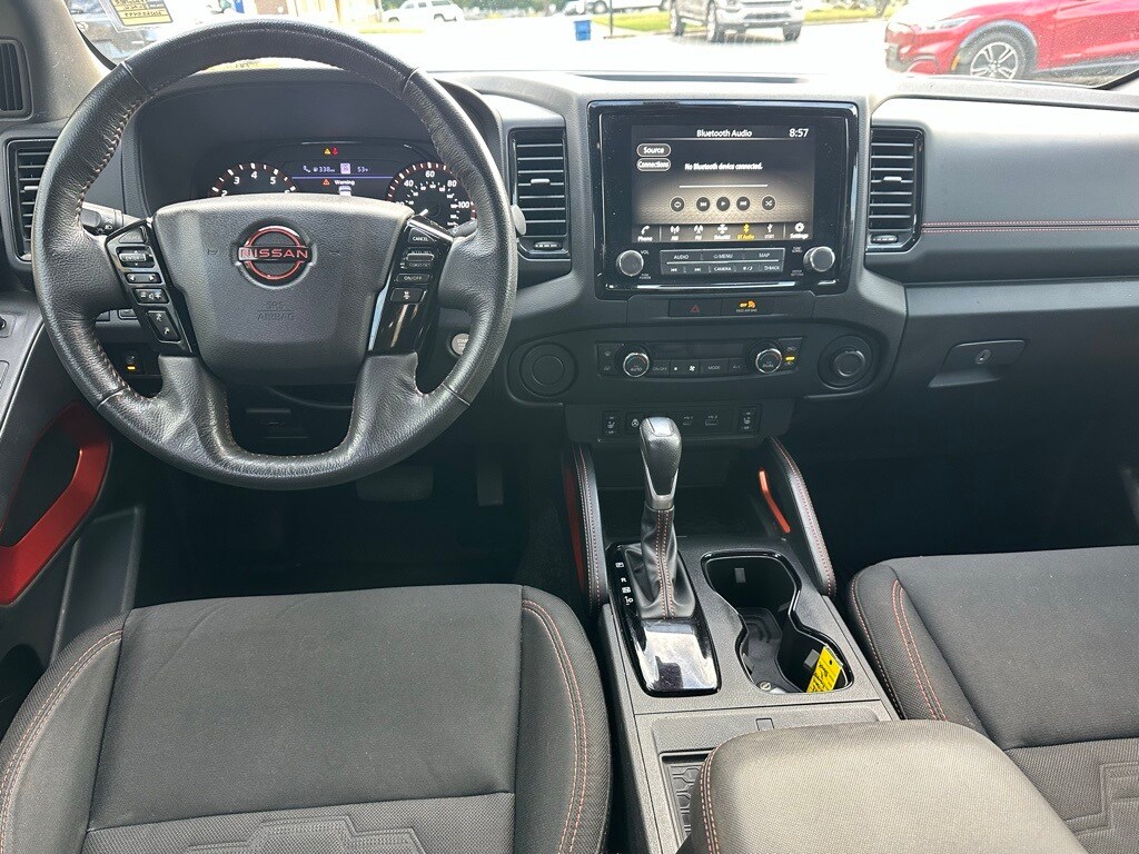 2022 Nissan Frontier PRO-X Crew Cab photo 4