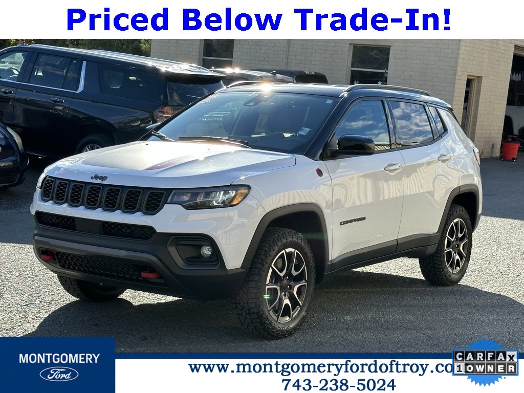 Used 2024 Jeep Compass Trailhawk SUV