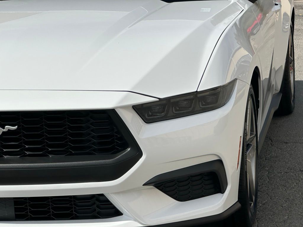 2025 Ford Mustang EcoBoost Fastback - Photo 32