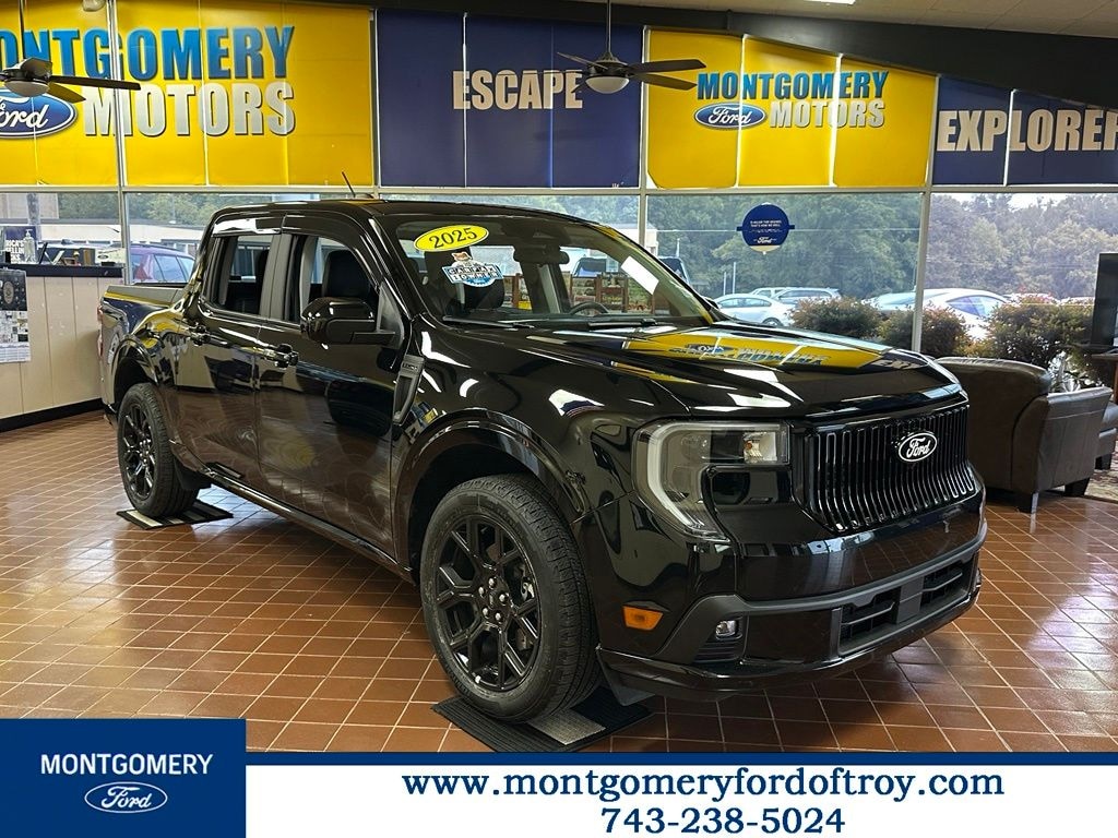 Used 2025 Ford Maverick Lobo Standard Crew Cab Short Bed Truck