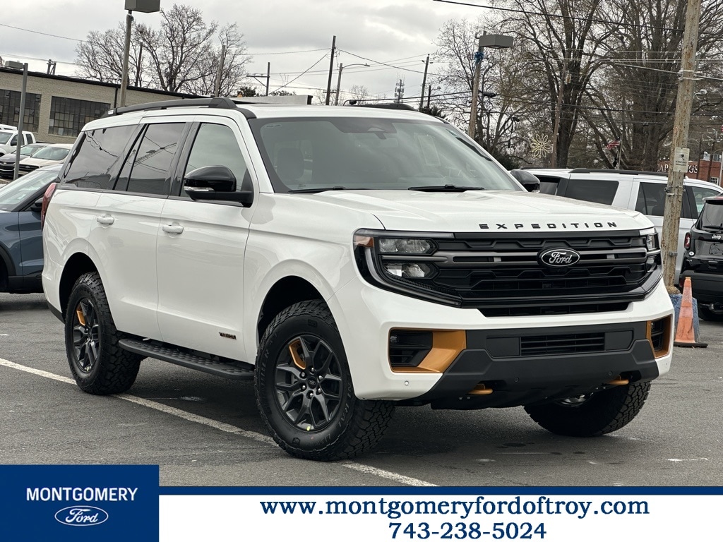 2025 Ford Expedition Tremor's photo