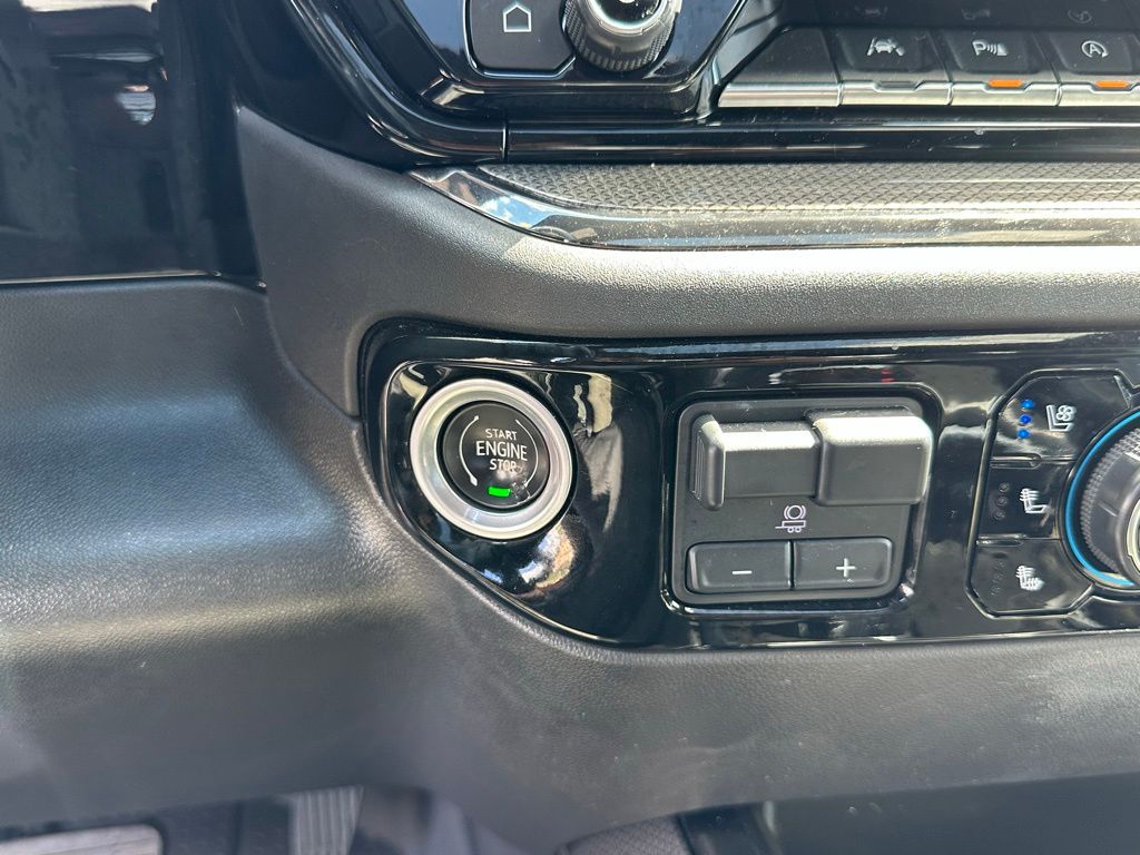 2023 Chevrolet Silverado 1500 ZR2 - Photo 31