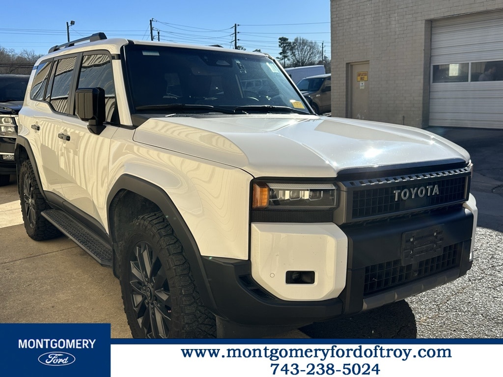 2024 Toyota Land Cruiser Base's photo