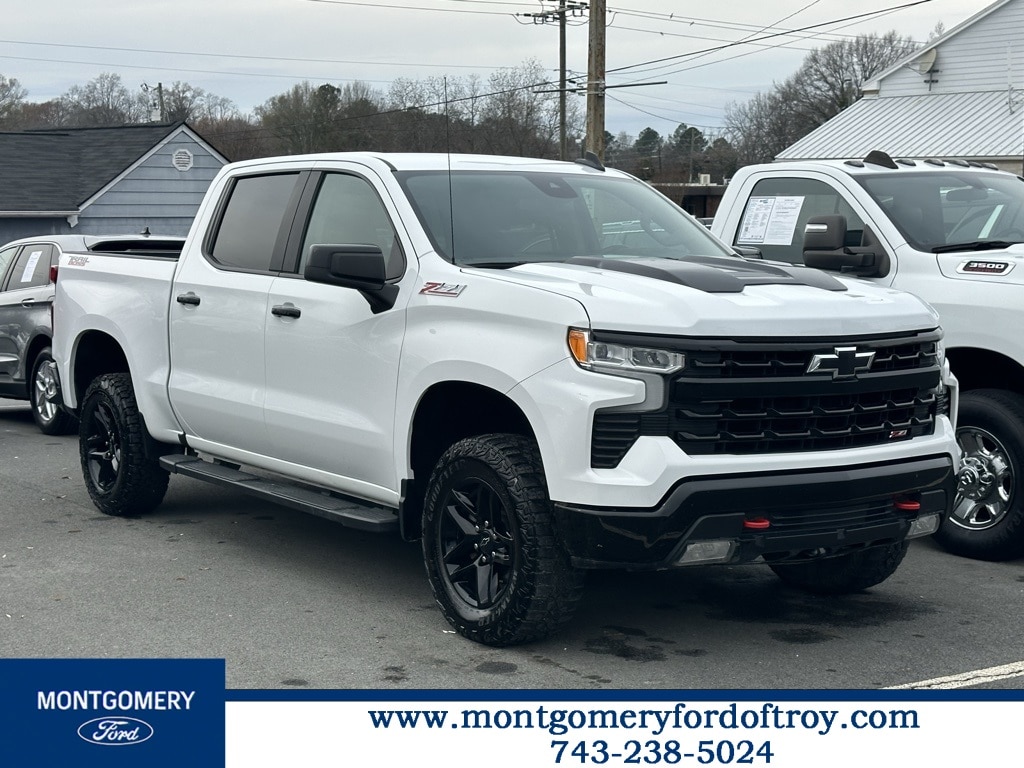 Used 2024 Chevrolet Silverado 1500 LT Trail Boss Crew Cab Short Bed Truck