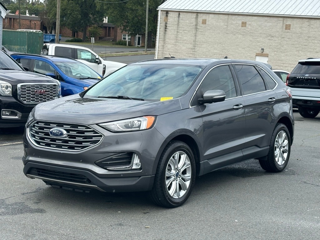 Used 2022 Ford Edge Titanium SUV