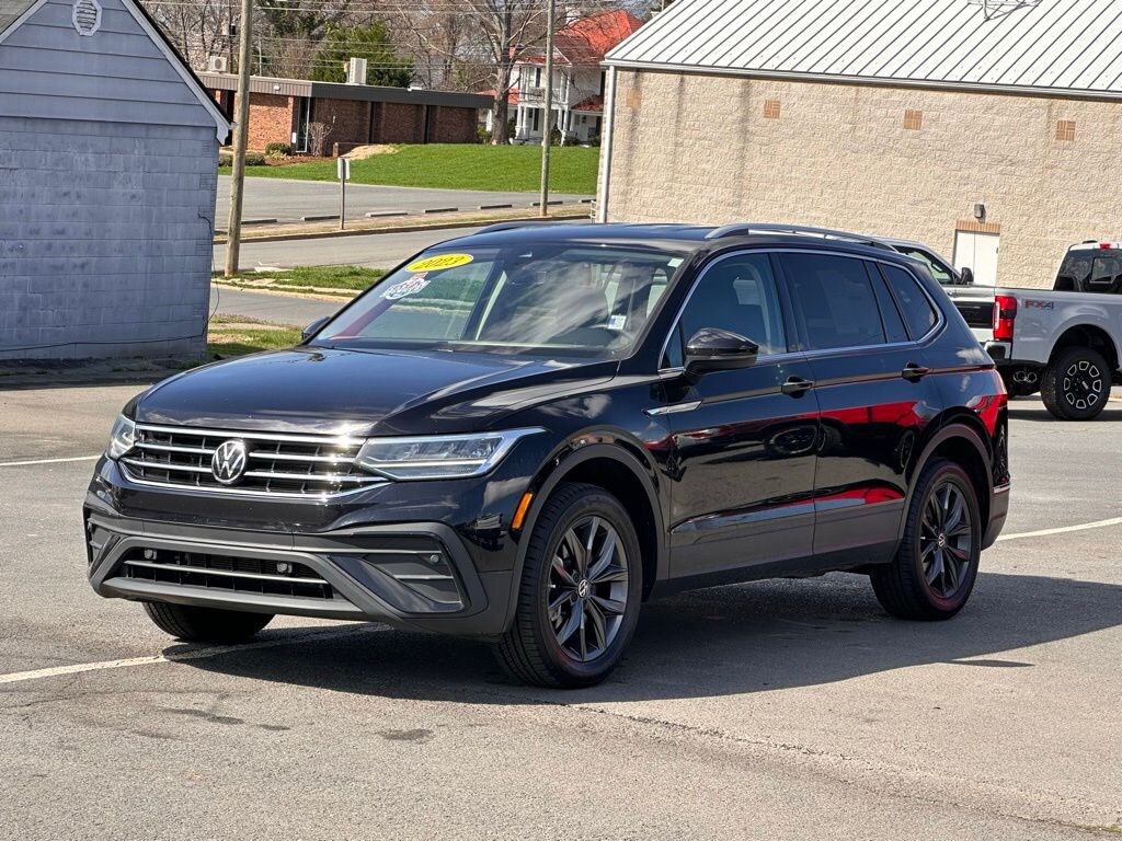 Used 2023 Volkswagen Tiguan 2.0T SE SUV