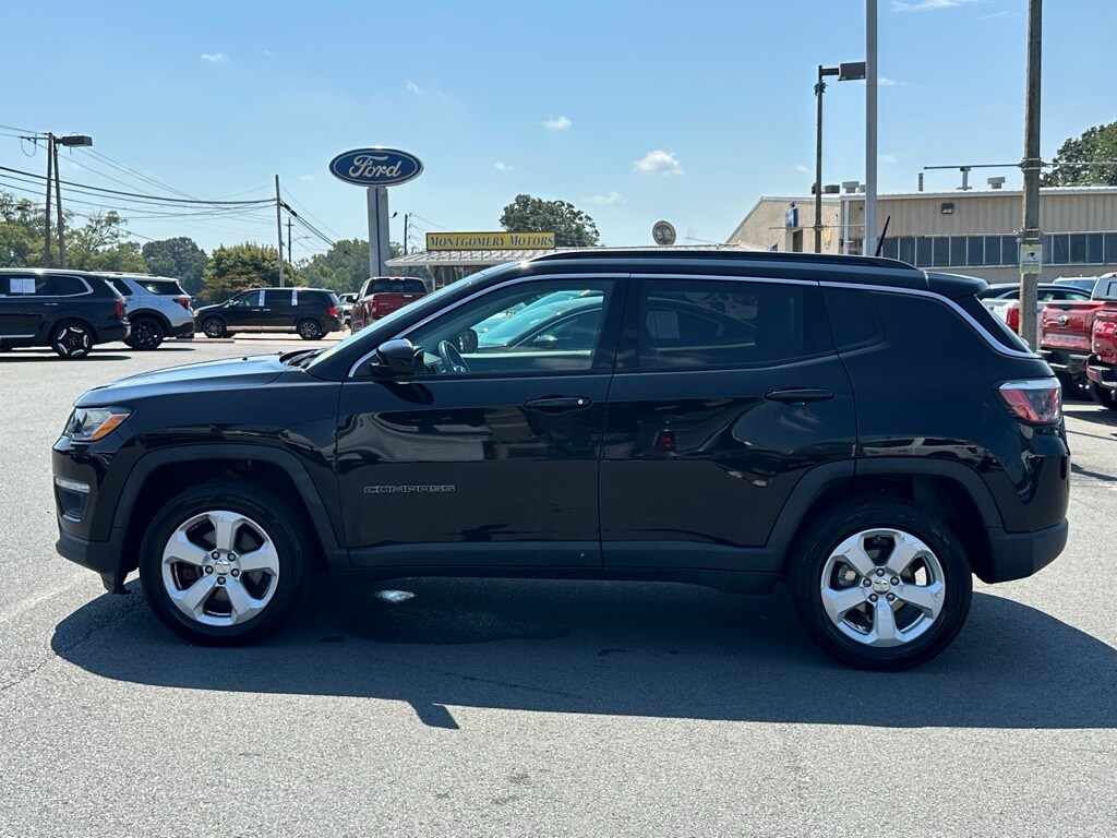 2018 Jeep Compass Latitude photo 3