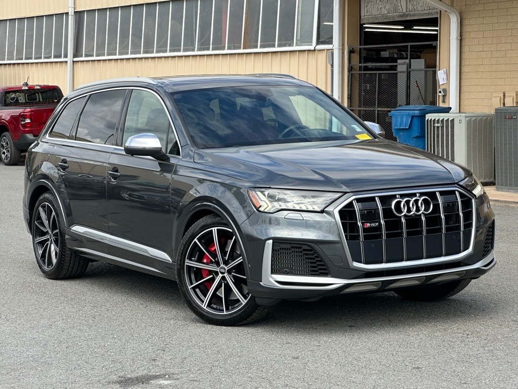 2022 Audi SQ7
