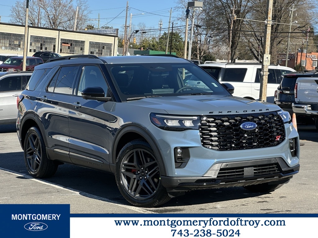 2026 Ford Explorer ST's photo