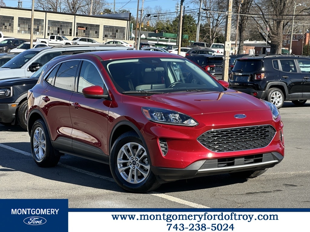 2021 Ford Escape SE's photo