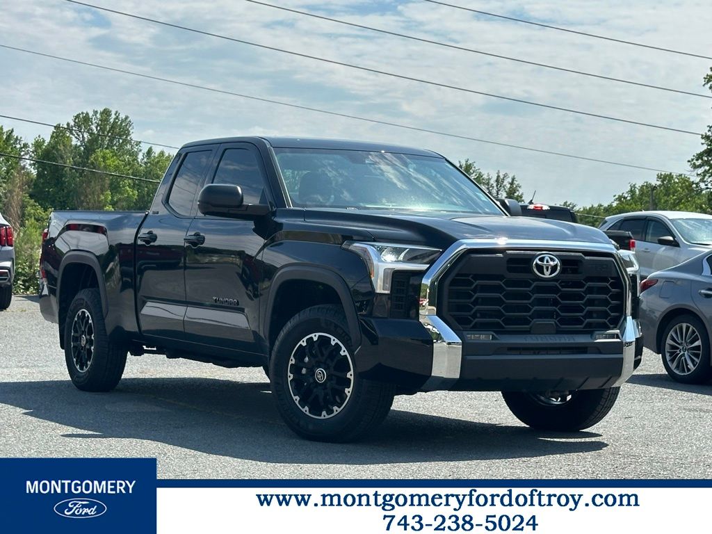 2023 Toyota Tundra SR5 3.4L 4WD Double Cab 6.5' Bed's photo