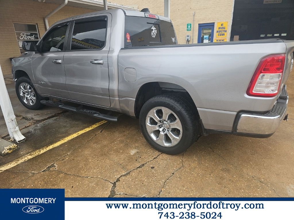 2019 RAM 1500 Big Horn/Lone Star 4x4 Crew Cab 5'7's photo