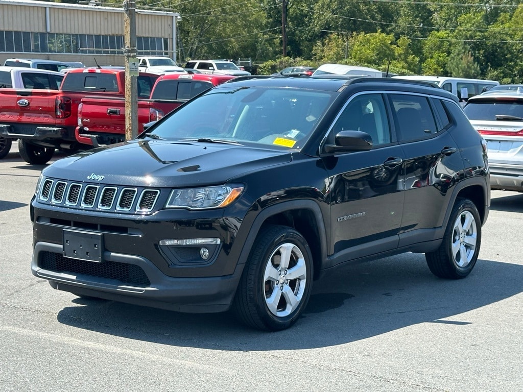 Used 2018 Jeep Compass Latitude with VIN 3C4NJDBB1JT453752 for sale in Troy, NC